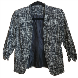 I.N. SAN FRANCISCO BLACK AND WHITE 3/4 SLEEVE OPEN FRONT BLAZER - LOOKS NEW EUC